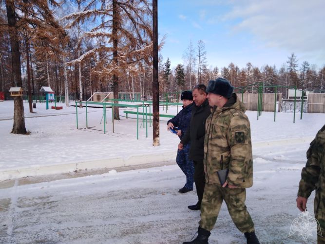 Представители управления Росгвардии по Республике Саха (Якутия) с рабочим визитом посетили Мирнинский региональный технический колледж и кадетскую школу-интернат имени Г.Н. Трошева 