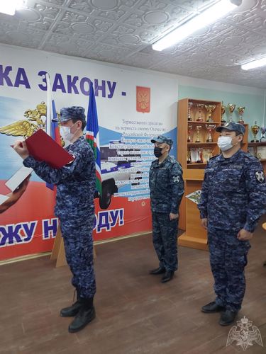 Молодые сотрудники вневедомственной охраны приняли присягу 