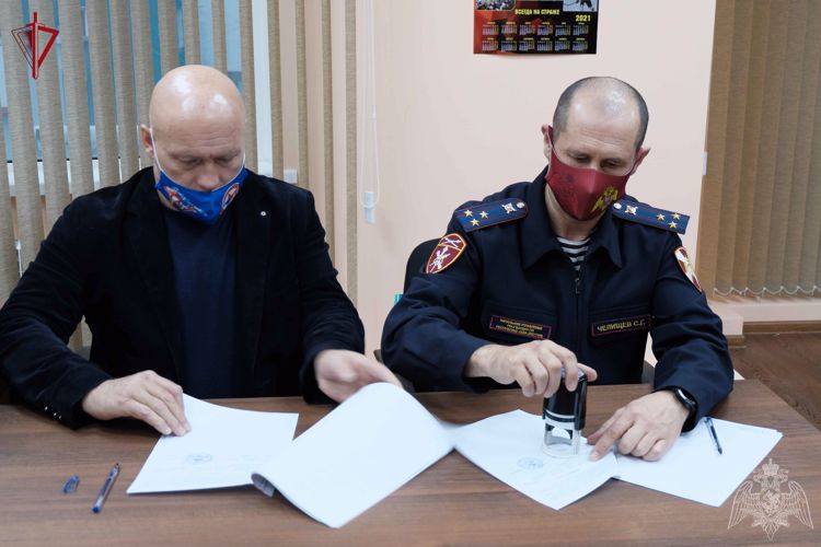 В Якутии подписано соглашение о сотрудничестве между территориальным органом Росгвардии и региональной федерацией самбо