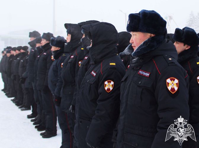 Росгвардейцы наряду с сотрудниками органов внутренних дел в период новогодних праздников усилят меры безопасности в общественных местах