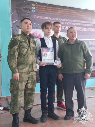 В Якутске по инициативе бойцов и ветеранов ОМОН проводятся республиканские военно-патриотические чтения памяти Героя России Александра Рыжикова