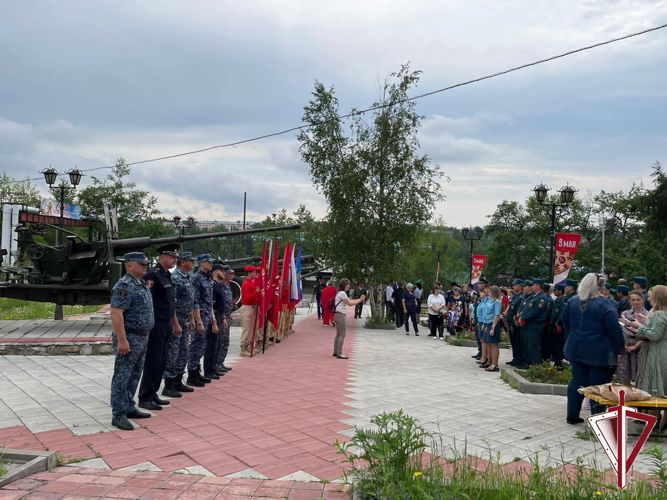 Сотрудники ОВО по Алданскому району почтили память боевых товарищей в День ветеранов боевых действий
