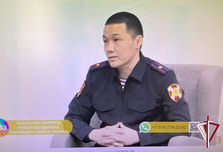 На телеканале НВК «Саха» в прямом эфире о нововведениях в обороте оружия рассказал представитель ЦЛРР Росгвардии Николай Стручков