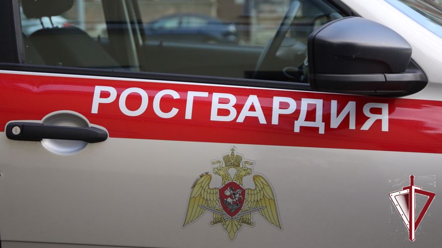 В Якутске за 2022 год работники скорой помощи 36 раз воспользовались кнопкой тревожной сигнализации Росгвардии