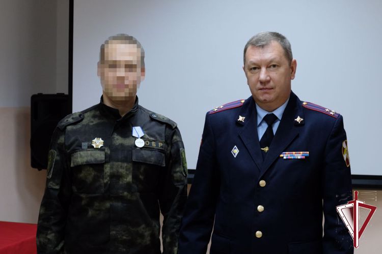 В Якутске отличившимся в ходе специальной военной операции росгвардейцам вручены государственные награды
