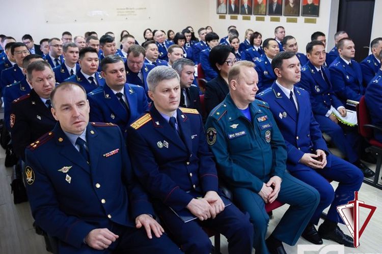 Начальник Управления Росгвардии Алексей Гарагуля принял участие в расширенном заседании коллегии прокуратуры Якутии 