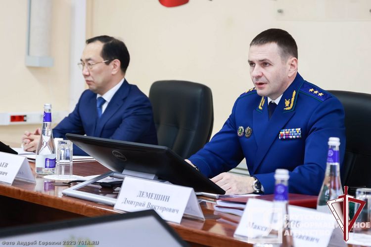 Начальник Управления Росгвардии Алексей Гарагуля принял участие в расширенном заседании коллегии прокуратуры Якутии 