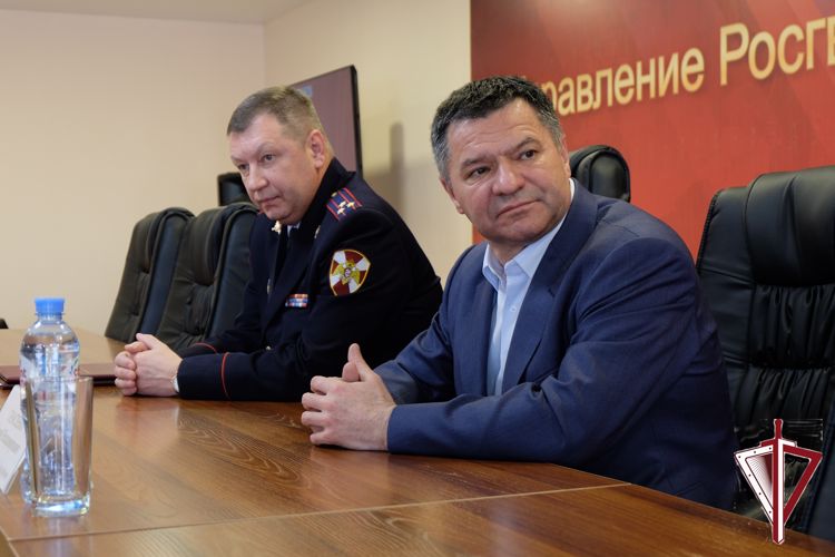 Председатель Правительства Якутии Андрей Тарасенко принял участие в торжественном мероприятии празднования Дня Росгвардии 