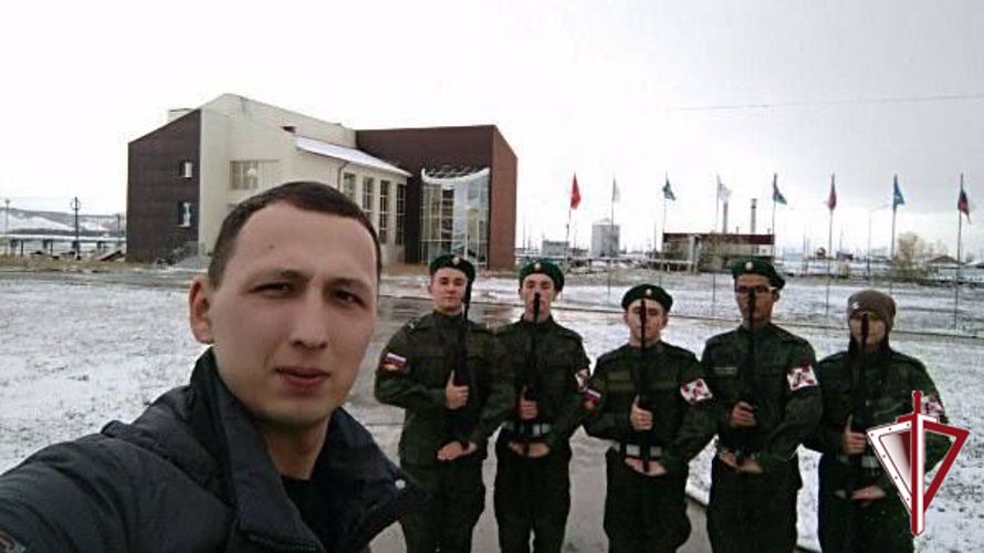 Сотрудник ОВО Росгвардии по Олекминскому району Алексей Антонов номинирован на звание «Лучший начальник штаба ЮНАРМИИ»