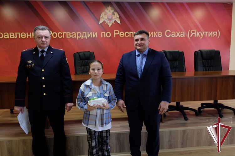 В Якутске президент российского благотворительного фонда «Защитник счастья» провел встречу с семьями погибших росгвардейцев