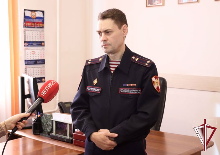 Сотрудники ЛРР Росгвардии информируют жителей республики о ключевых изменениях в ФЗ «Об оружии»