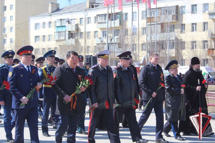 В День Великой Победы Росгвардия приняла участие в торжественном параде и памятном мероприятии «Поклонимся великим тем годам!»