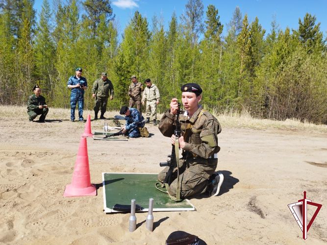 Вилюйские росгвардейцы провели дружественную спортивную встречу классов Росгвардии