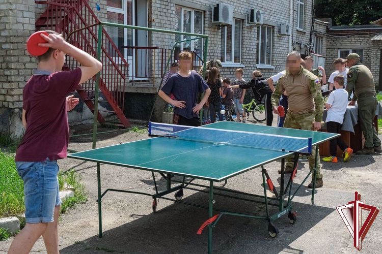 В Росгвардии проходят праздничные мероприятия, посвященные Международному Дню защиты детей (видео)