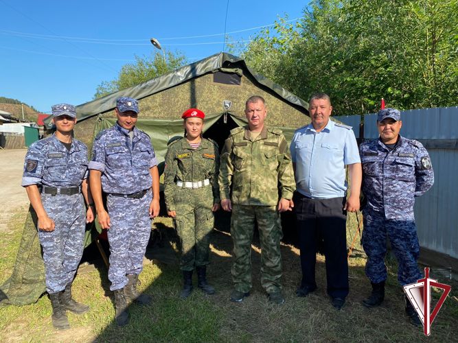 Состоялась рабочая поездка начальника территориального органа Росгвардии в ряд районов Якутии