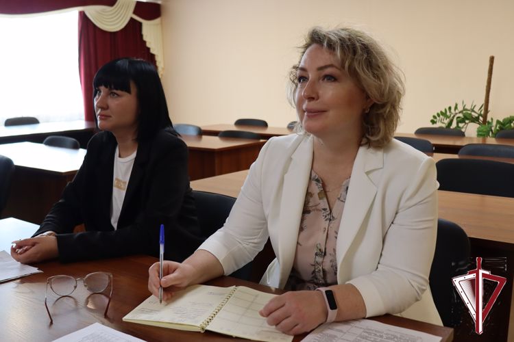 В Якутске прошел учебно-методический сбор правовых подразделений тероргана Росгвардии в рамках празднования 40-летия службы