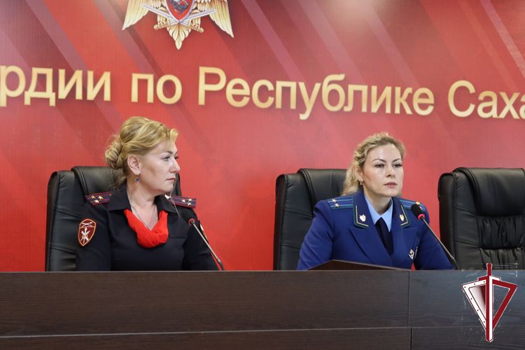 В Якутске прошел учебно-методический сбор правовых подразделений тероргана Росгвардии в рамках празднования 40-летия службы