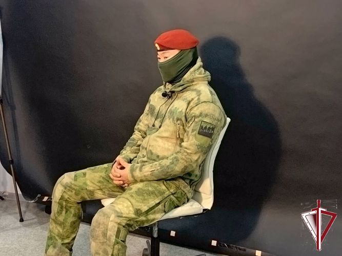 Офицер СОБР «Алмаз» провел урок «Разговоры о важном» 