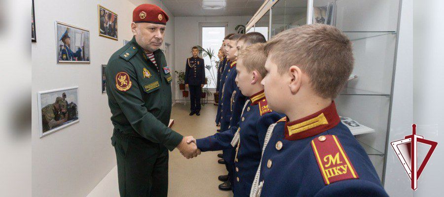 Генерал-лейтенант Алексей Воробьев встретился с кадетами Московского президентского кадетского училища имени М.А. ШОЛОХОВА