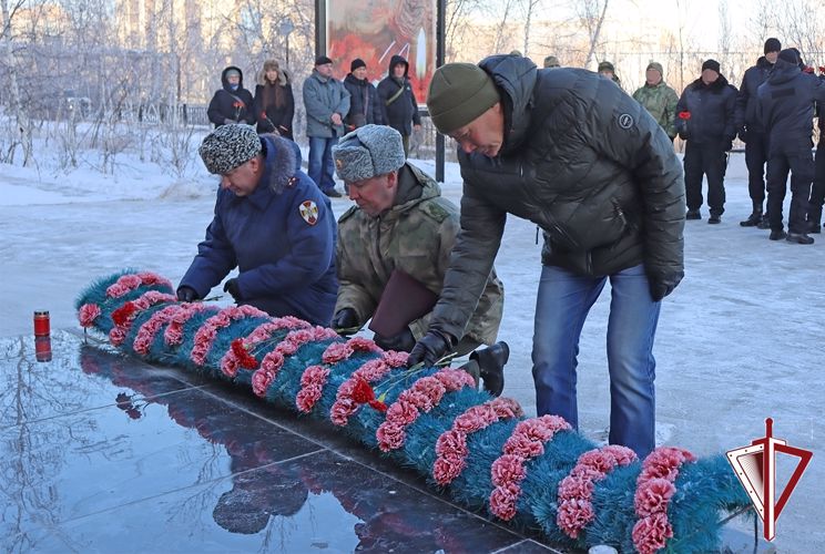Росгвардейцы почтили память погибших коллег