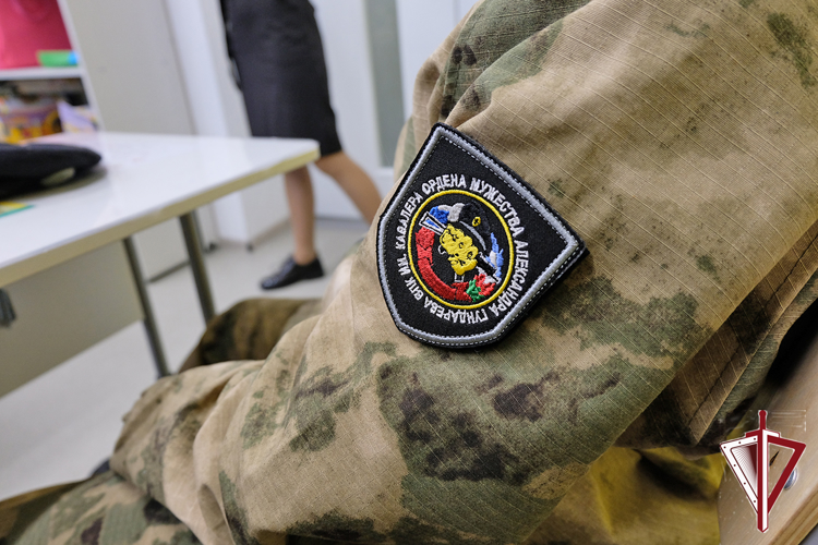 В Табагинской школе гвардейскому классу присвоено имя погибшего омоновца Александра Гундарева