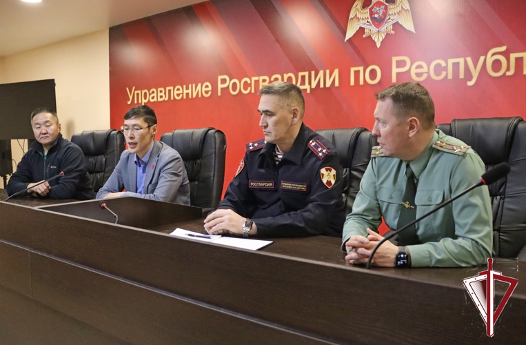 В Якутске Росгвардия и «Движение первых» подписали соглашение о сотрудничестве 