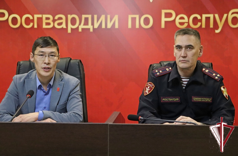 В Якутске Росгвардия и «Движение первых» подписали соглашение о сотрудничестве 