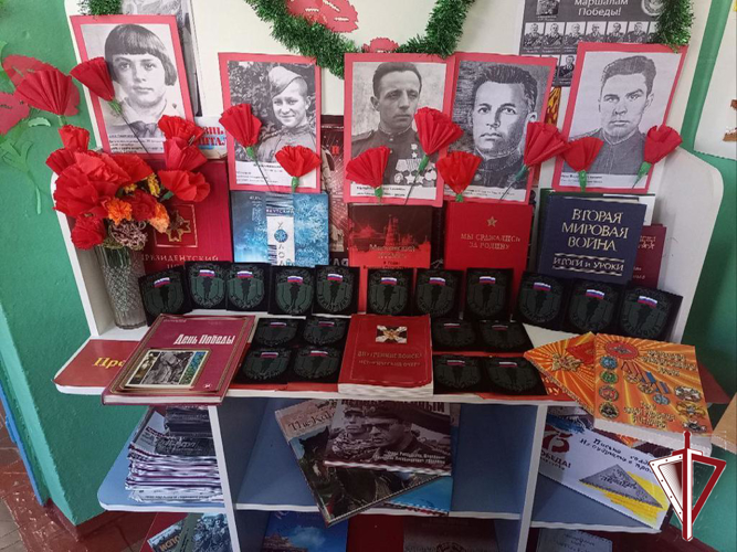 Росгвардейцы Якутии приняли участие в акции «Новый год от Края до Края. Россия – Садовое»   