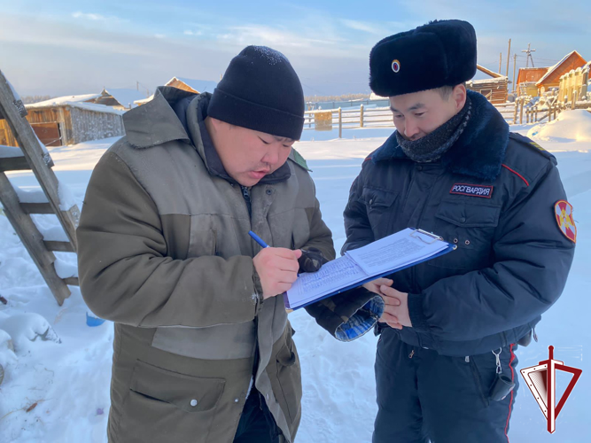 В новогодние дни вневедомственная охрана Росгвардии провела профилактическое мероприятие «Безопасный дом, подъезд, квартира»