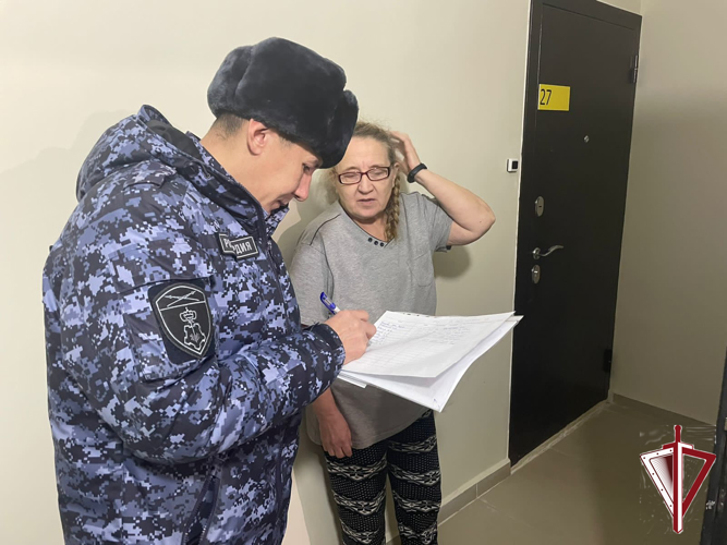 В новогодние дни вневедомственная охрана Росгвардии провела профилактическое мероприятие «Безопасный дом, подъезд, квартира»