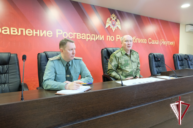 Генерал-майор Романов провел рабочее совещание с личным составом подразделений ВПР якутской Росгвардии  