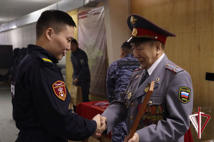 В УВО прошли ежегодные соревнования по стрельбе из пистолета Макарова на призы ветерана вневедомственной охраны Петра Птицына