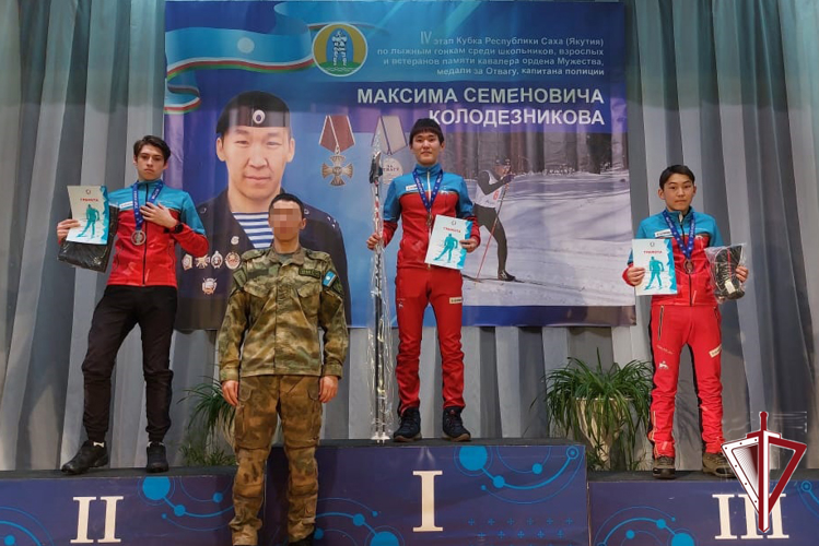 В селе Сырдах Усть-Алданского района состоялся турнир по лыжным гонкам памяти офицера ОМОН «Бизон» Максима Колодезникова 
