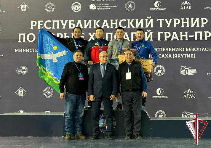 Спецназовцы Росгвардии показали лучший результат на юбилейном турнире по борьбе «Хапсагай» гран-при класса