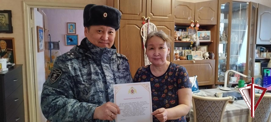 Якутские росгвардейцы поздравили ветеранов вневедомственной охраны в рамках акции «Дни Росгвардии» 