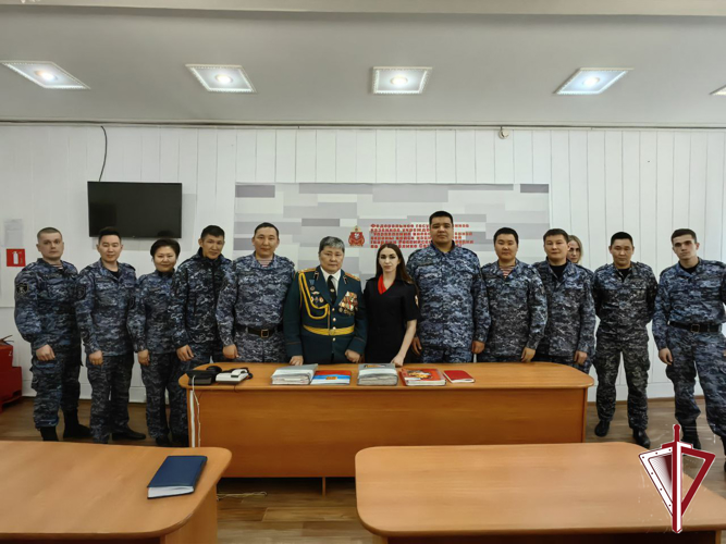 В Якутске прошла встреча сотрудников УВО с участником ликвидации последствий катастрофы на Чернобыльской АЭС  