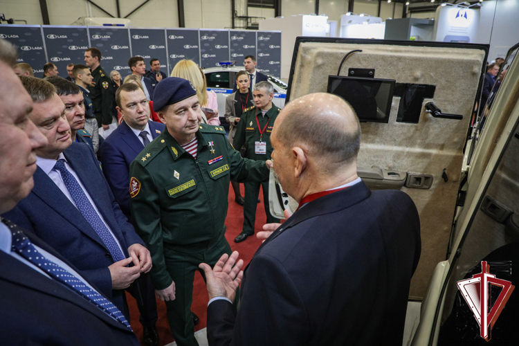 Выставка Росгвардии «Экспотехностраж. День передовых технологий» открылась в Санкт-Петербурге