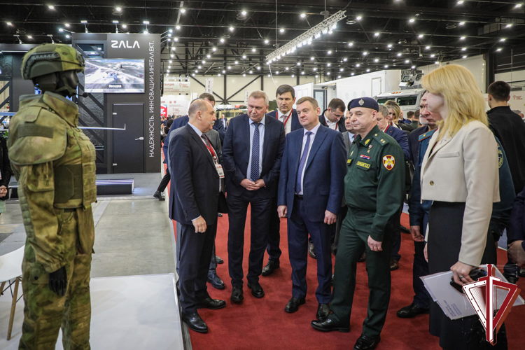 Выставка Росгвардии «Экспотехностраж. День передовых технологий» открылась в Санкт-Петербурге
