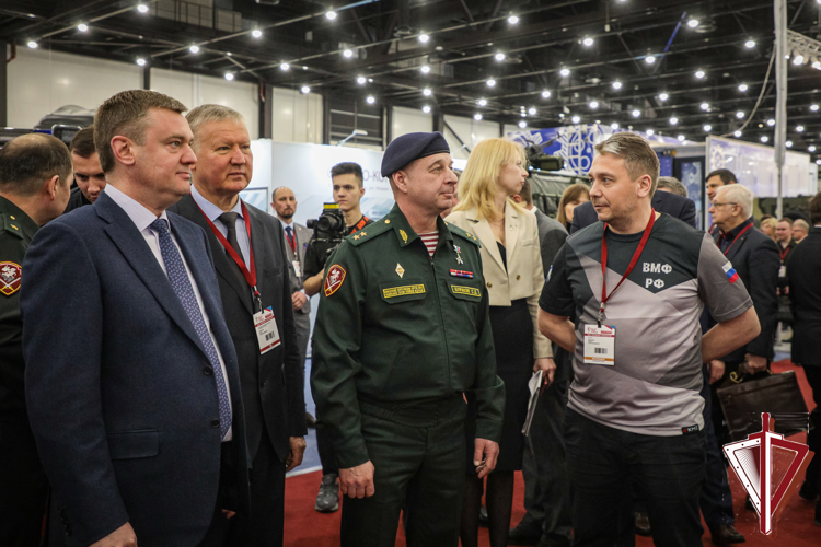 Выставка Росгвардии «Экспотехностраж. День передовых технологий» открылась в Санкт-Петербурге