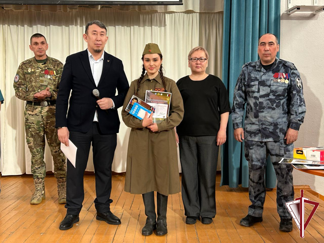 В Якутске ОМОН «Бизон» Росгвардии провел республиканские Чтения «Герои нашего времени» памяти Александра Рыжикова  