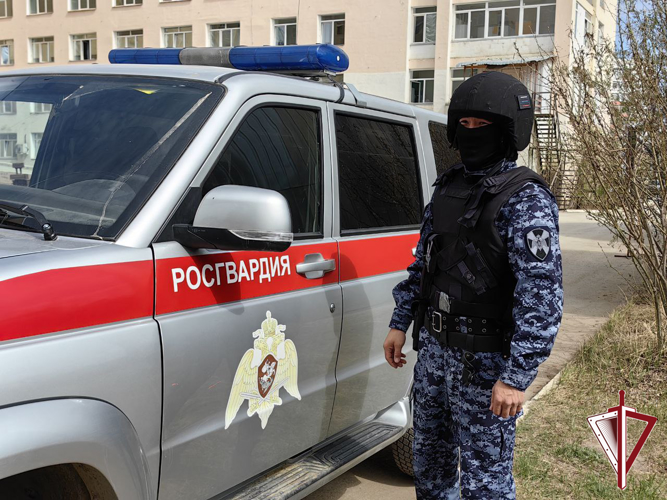 Росгвардия приняла участие в плановых учениях по пресечению террористических актов в Якутске