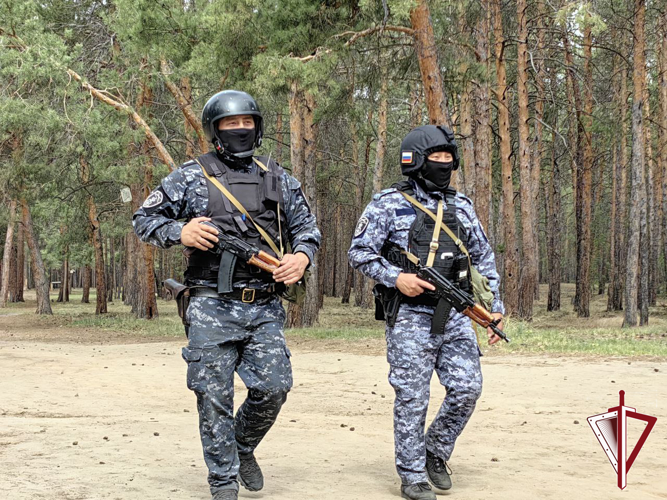 Росгвардия приняла участие в плановых учениях по пресечению террористических актов в Якутске