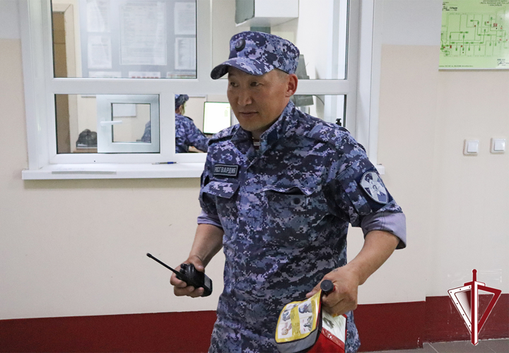 В Якутске Росгвардия  и МЧС провели пожарно-тактические учения  