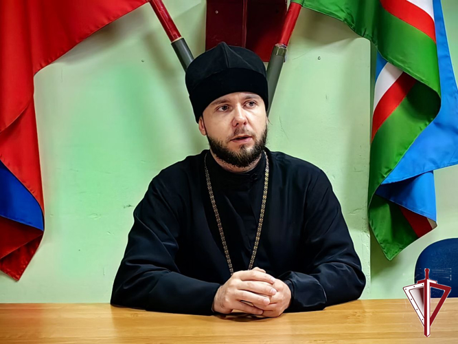 В подразделениях вневедомственной охраны Росгвардии прошли беседы с представителем Якутской епархии    