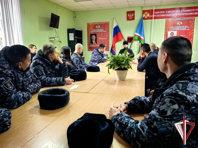 В подразделениях вневедомственной охраны Росгвардии прошли беседы с представителем Якутской епархии    