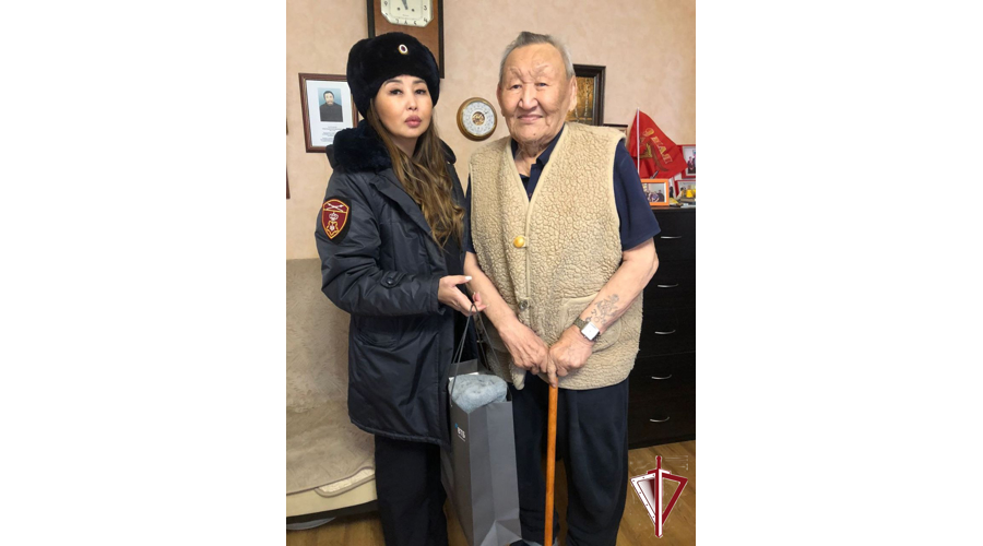 Ветеранов Якутского ОВО поздравили с Днём вневедомственной охраны