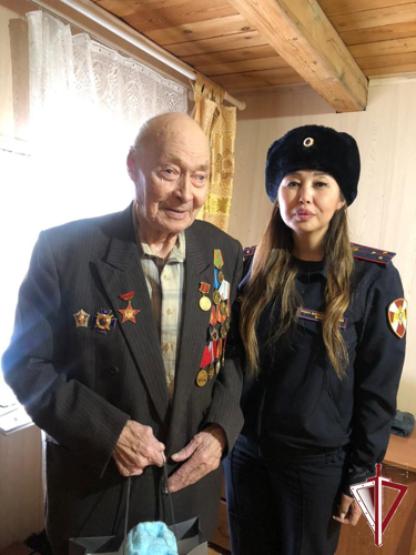 Ветеранов Якутского ОВО поздравили с Днём вневедомственной охраны