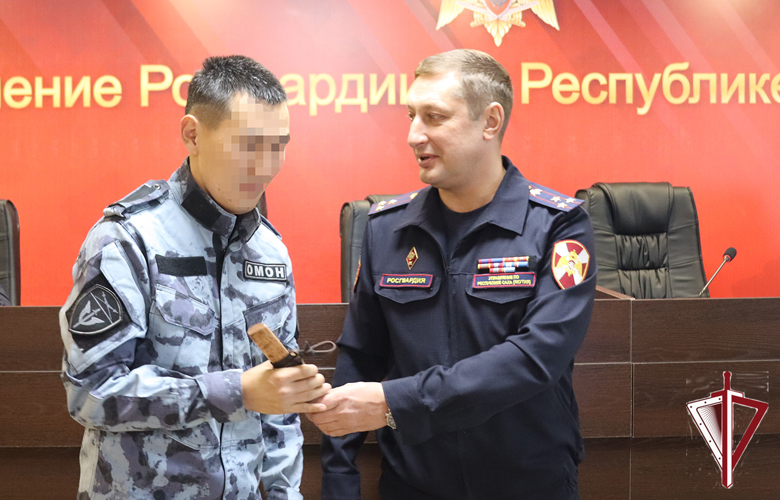 Якутским росгвардейцам вручили государственные и ведомственные награды 