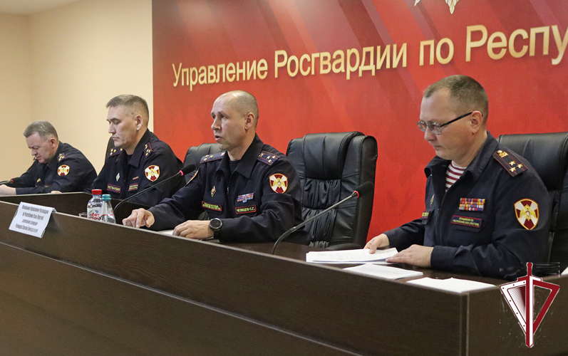 Под председательством генерал-майора полиции Игоря Гуревича в Управлении Росгвардии по Республике Саха (Якутия) подведены итоги работы за 2024 год  