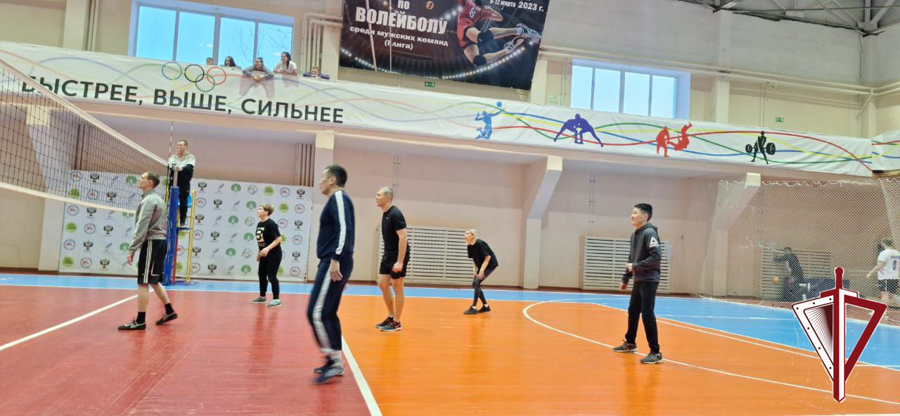 Ленские росгвардейцы приняли участие в соревнованиях по волейболу   